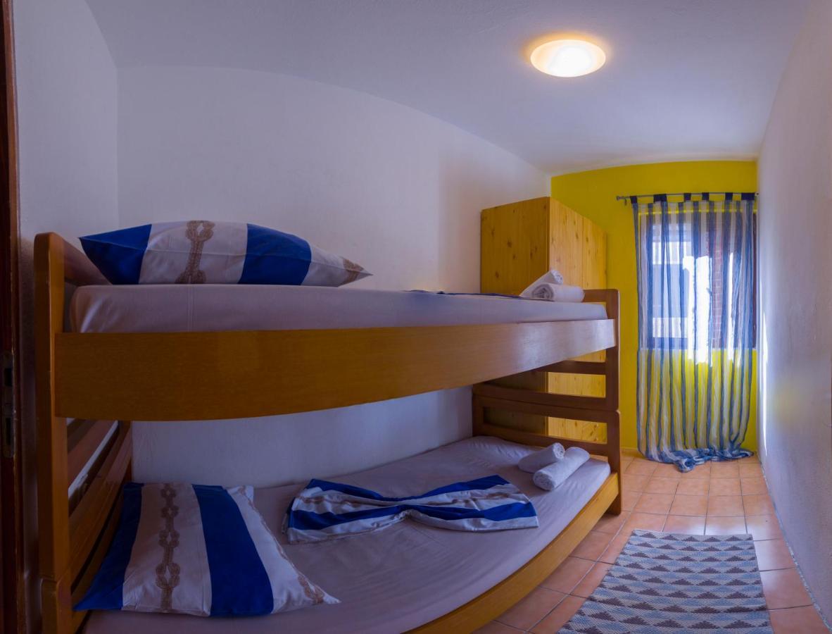 The Sea House Apartments 비스 외부 사진