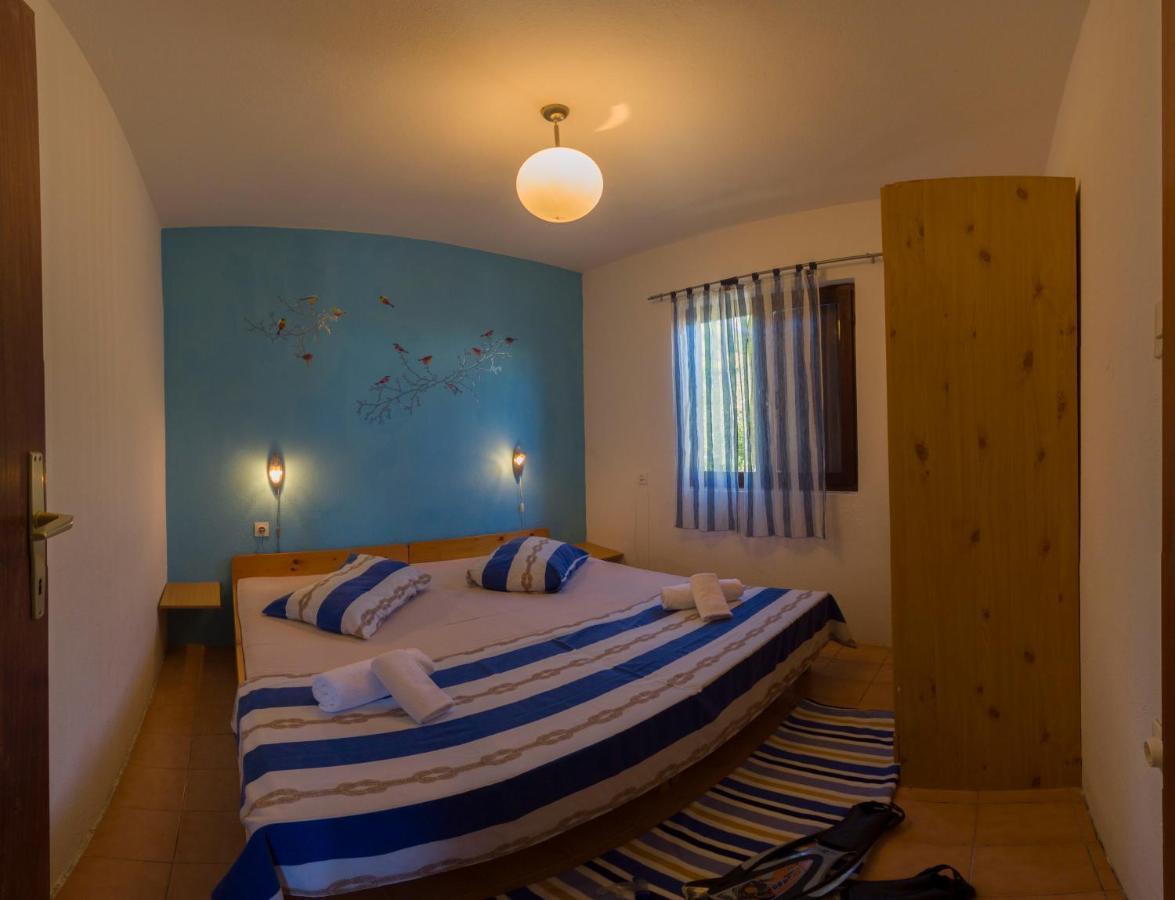The Sea House Apartments 비스 외부 사진